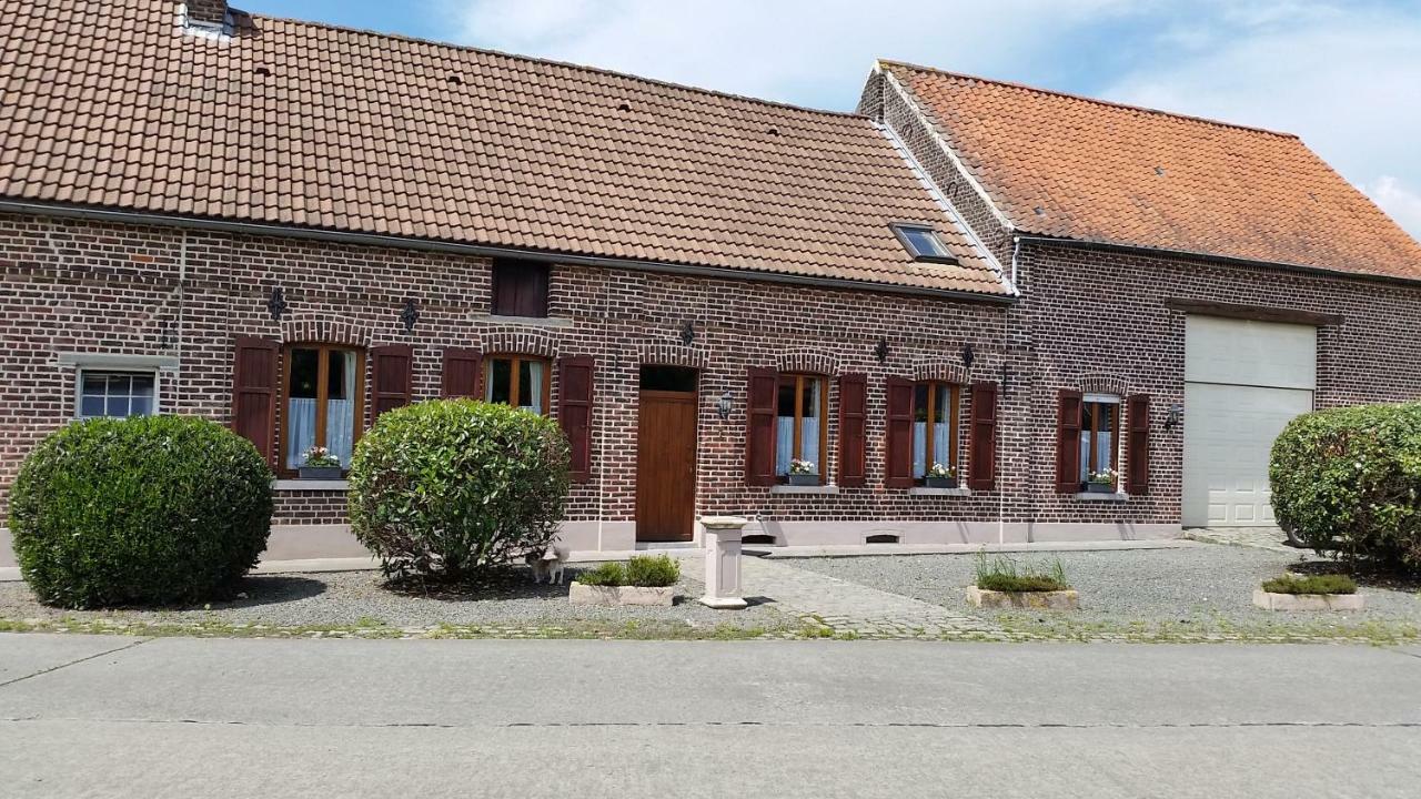 Au Trieu Hotel Wannebecq Zewnętrze zdjęcie