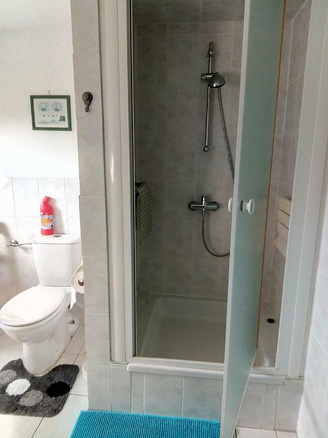 Au Trieu Hotel Wannebecq Zewnętrze zdjęcie